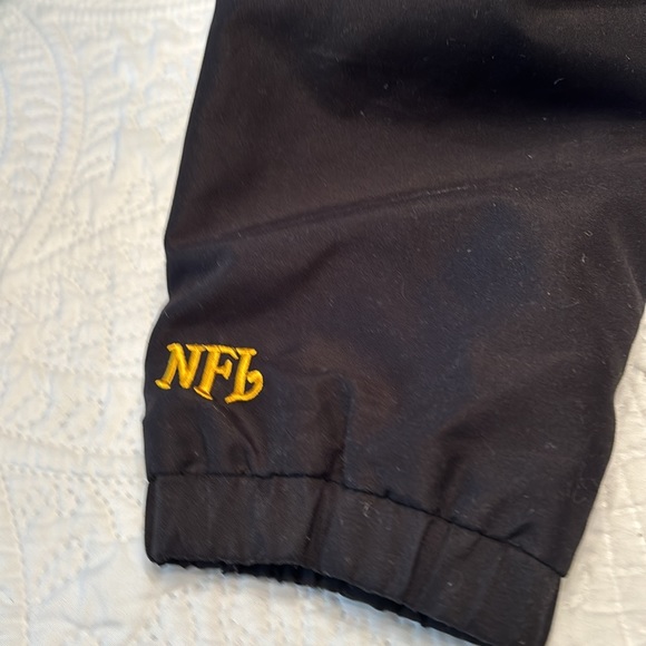 NFL Pittsburgh Steelers Windbreaker - Picture 6 of 10